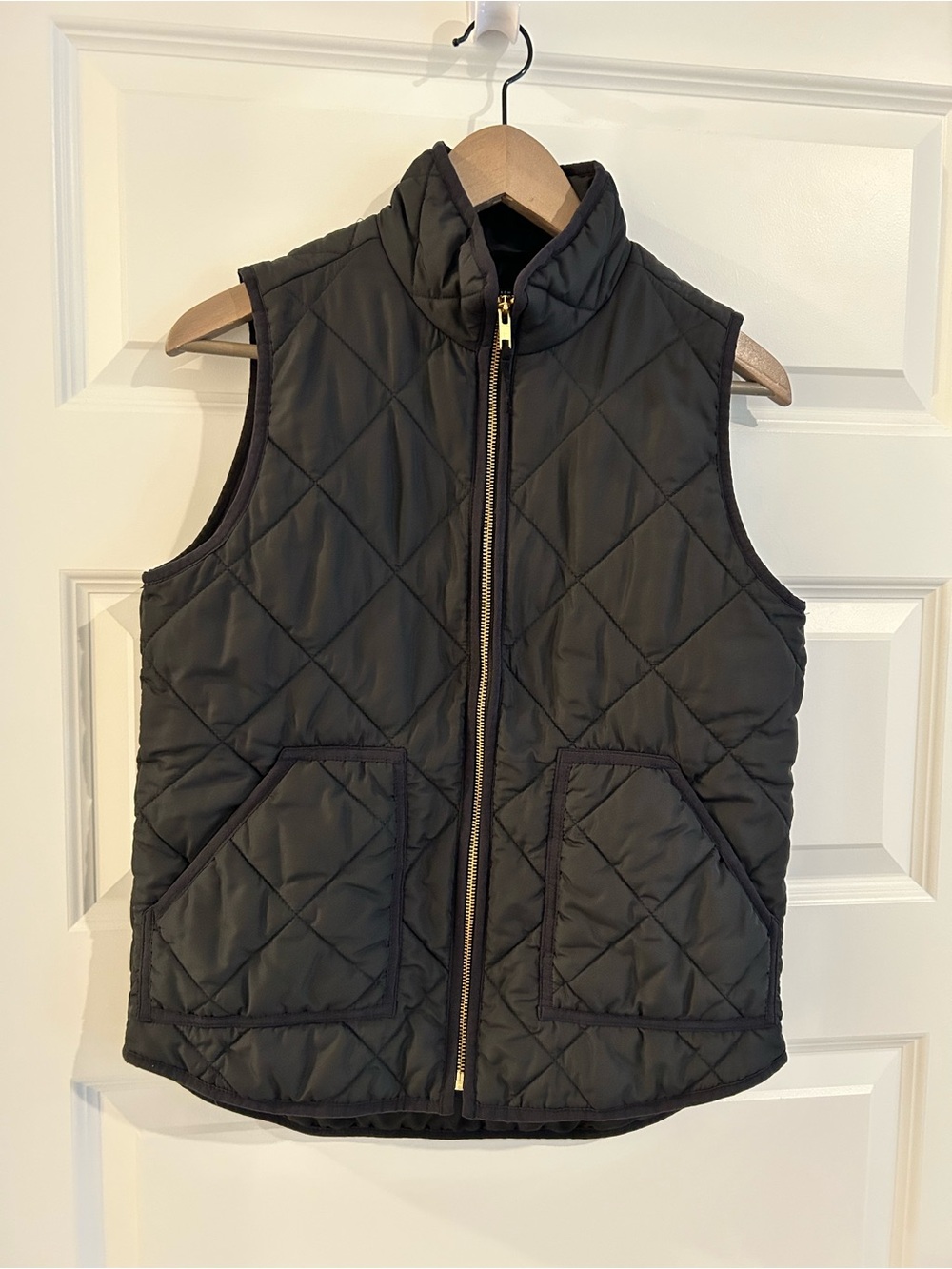 J Crew Black Quilted Vest Size S